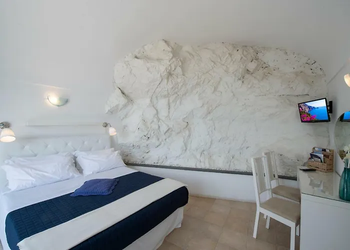 ナイト アマルフィ